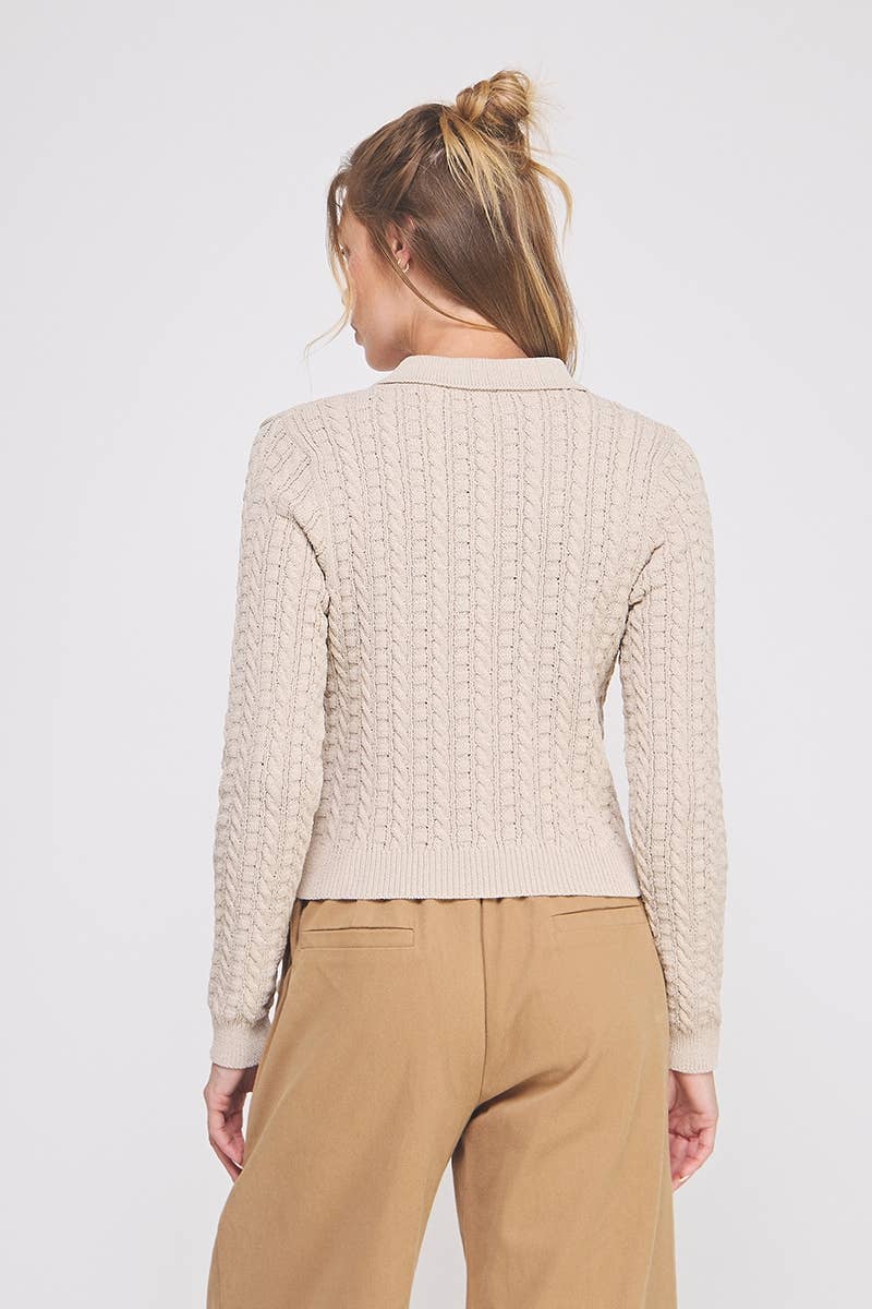Small cable-knit