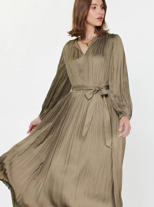 Pleated Long Sleeve Midi Dress